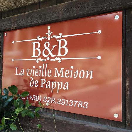 B&B La Vieille Meison De Pappa Sarre Bagian luar foto