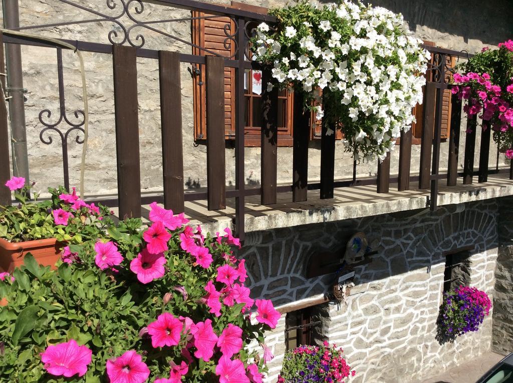 B&B La Vieille Meison De Pappa Sarre Bagian luar foto