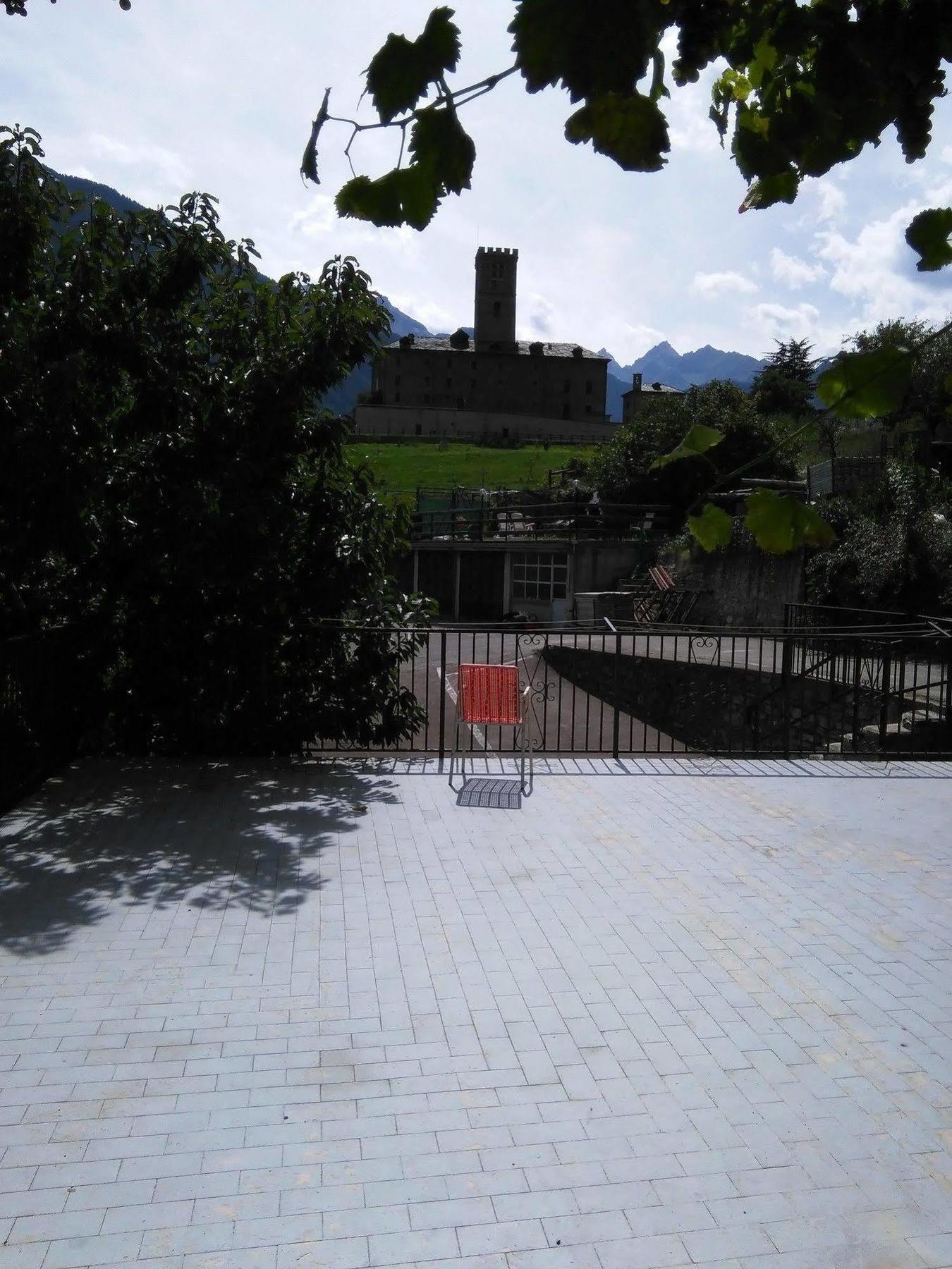 B&B La Vieille Meison De Pappa Sarre Bagian luar foto
