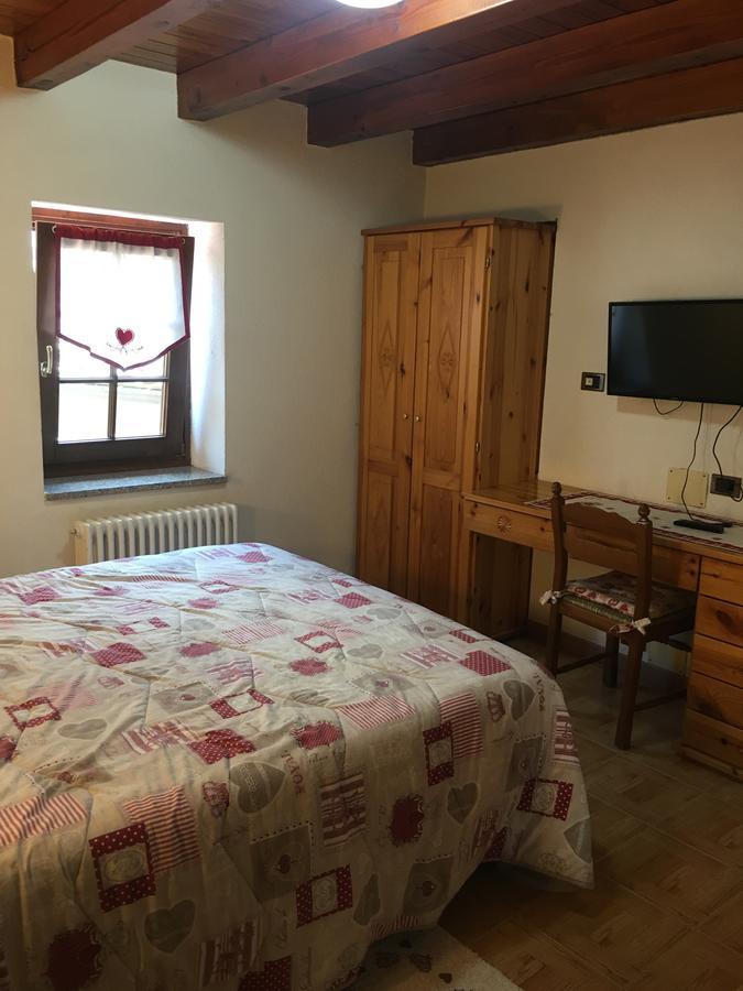 B&B La Vieille Meison De Pappa Sarre Bagian luar foto