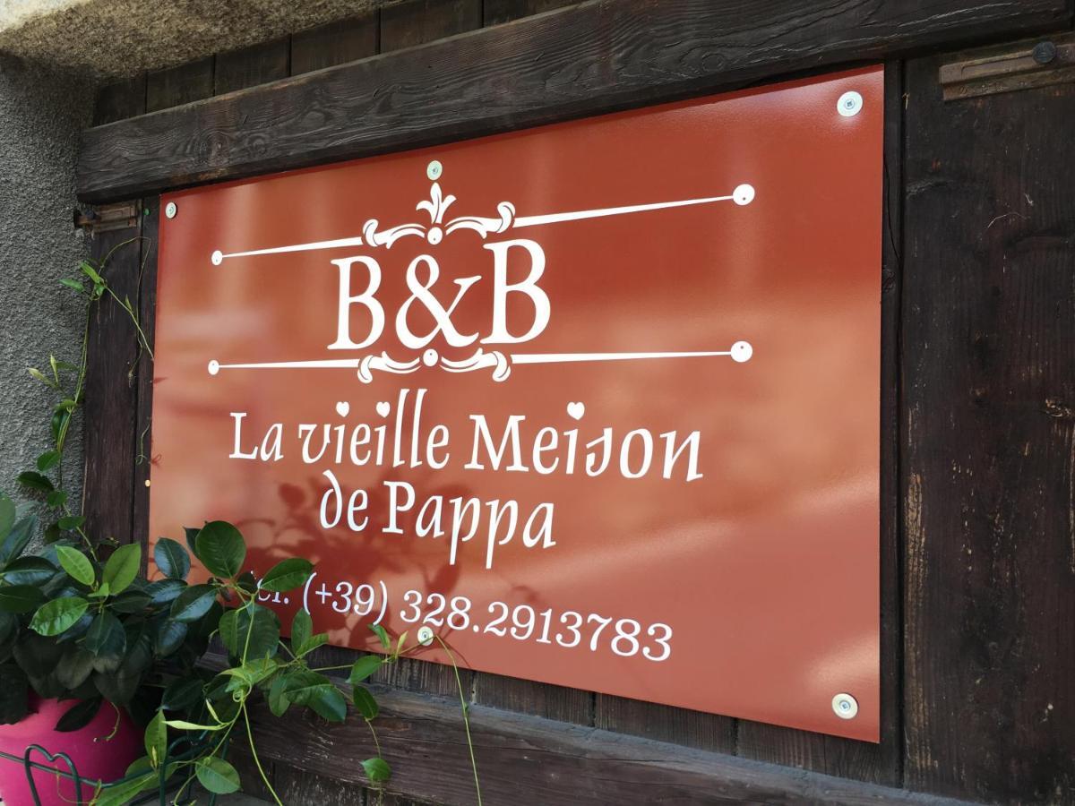 B&B La Vieille Meison De Pappa Sarre Bagian luar foto